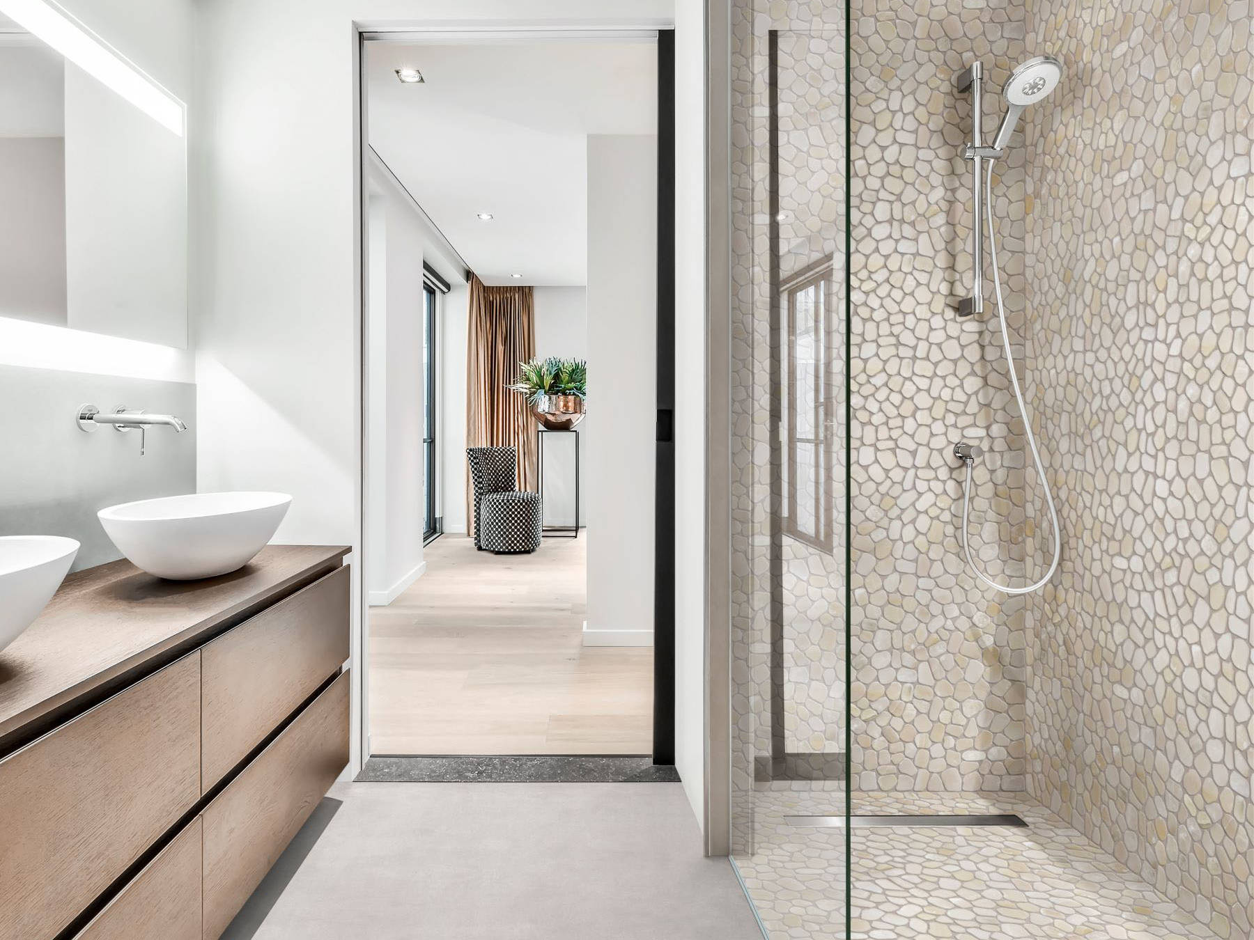 Onyx Light Beige Pebble Mosaic  | Classic Tile Imports